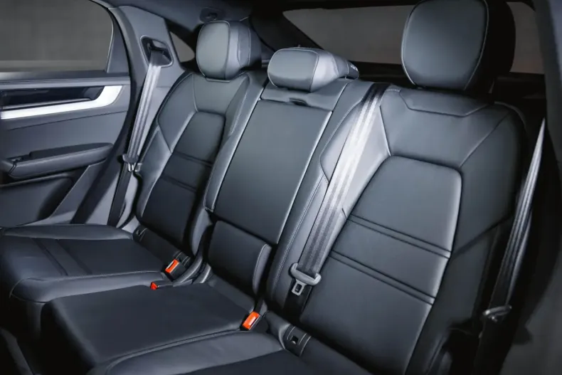 Porsche Cayenne din 2024 cu 19.690 km - oferta POR119246 - foto 22