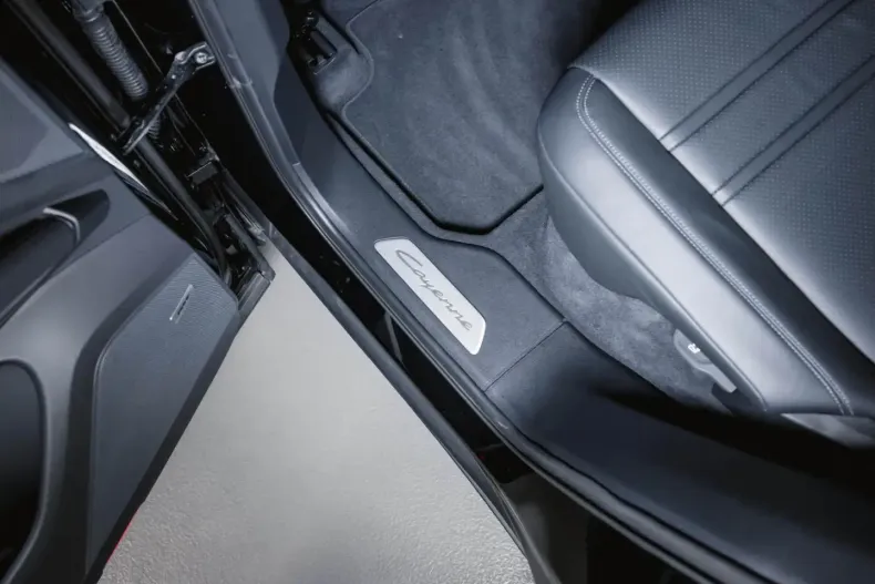 Porsche Cayenne din 2024 cu 19.690 km - oferta POR119246 - foto 27