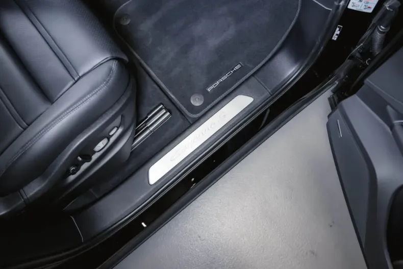 Porsche Cayenne din 2024 cu 19.690 km - oferta POR119246 - foto 28