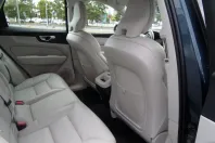 Volvo XC60 din 2023 cu 30.700 km - oferta VOL119267 - foto 9