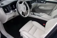 Volvo XC60 din 2023 cu 30.700 km - oferta VOL119267 - foto 10