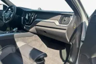 Volvo XC60 din 2023 cu 42.911 km - oferta VOL119268 - foto 9