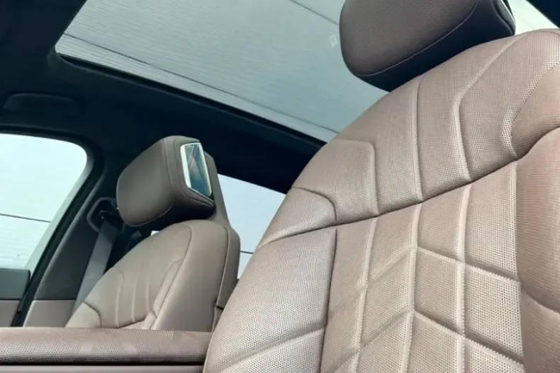 BMW 750 din 2023 cu 24.952 km - oferta BMW119274 - foto 15