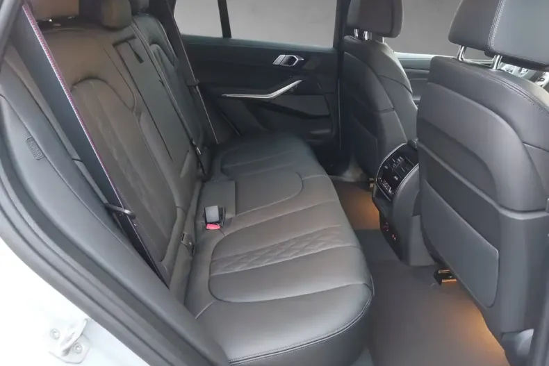 BMW X5 din 2025 cu 5 km - oferta BMW119277 - foto 5