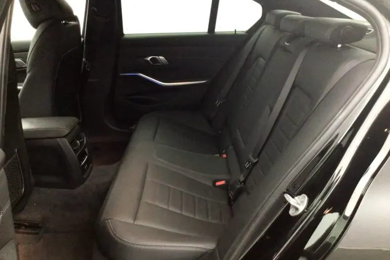 BMW 330 din 2021 cu 74.991 km - oferta BMW119279 - foto 11