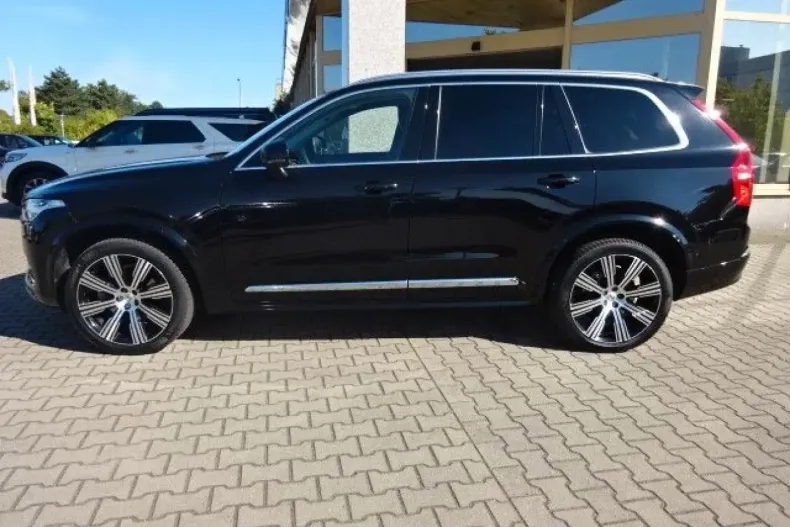 Volvo XC90 din 2024 cu 25.770 km - oferta VOL119282 - foto 2