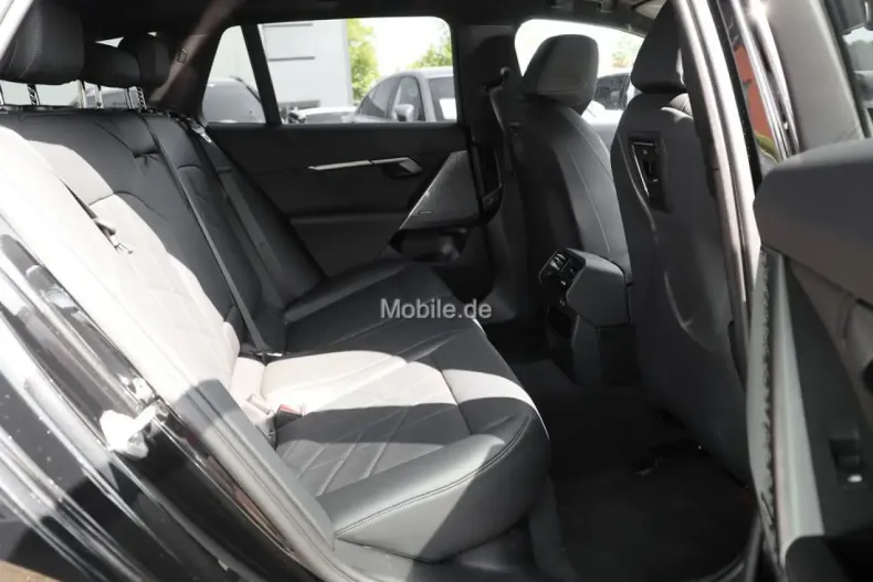 BMW 520 din 2024 cu 24.899 km - oferta BMW119284 - foto 14