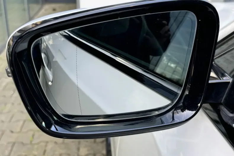 BMW 330 din 2024 cu 21.889 km - oferta BMW119288 - foto 12