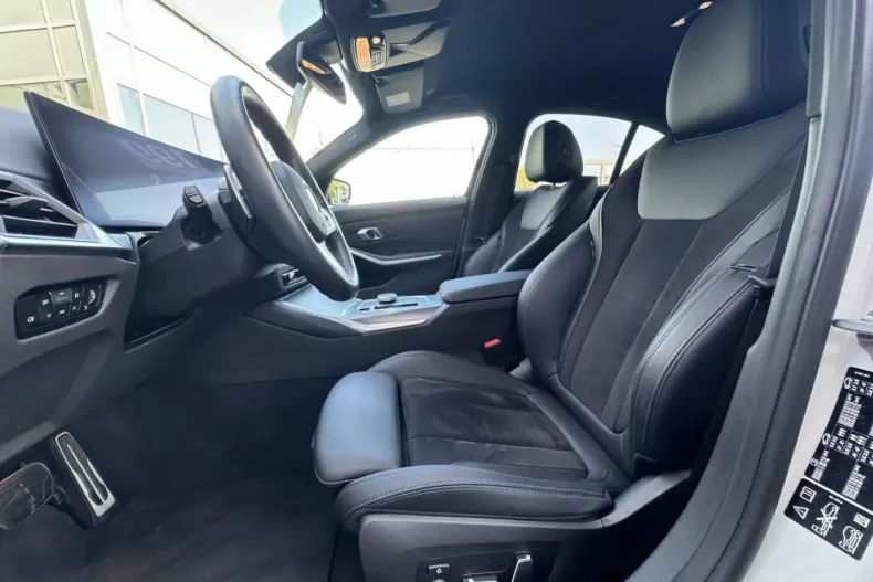 BMW 330 din 2024 cu 21.889 km - oferta BMW119288 - foto 15