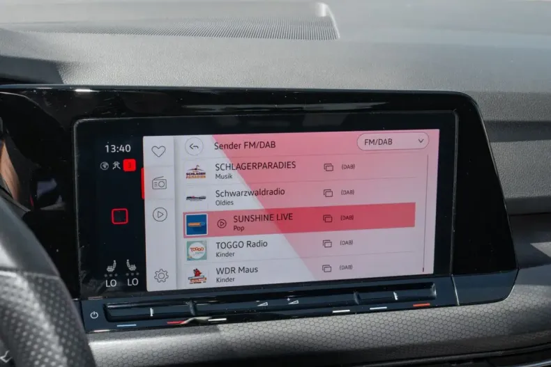 Volkswagen Golf din 2023 cu 26.994 km - oferta VOL119311 - foto 8