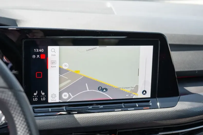 Volkswagen Golf din 2023 cu 26.994 km - oferta VOL119311 - foto 10