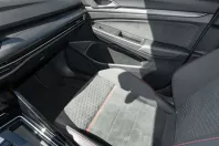 Volkswagen Golf din 2023 cu 26.994 km - oferta VOL119311 - foto 11