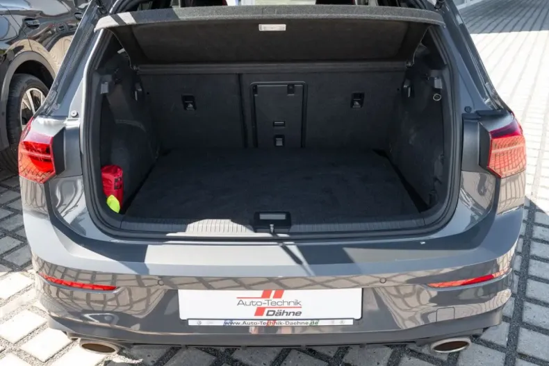 Volkswagen Golf din 2023 cu 26.994 km - oferta VOL119311 - foto 16