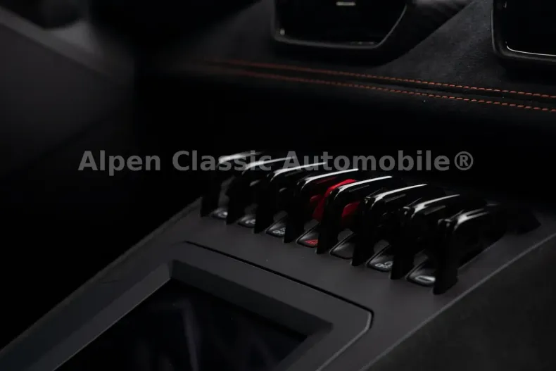 Lamborghini Huracán din 2022 cu 1.390 km - oferta LAM119321 - foto 13