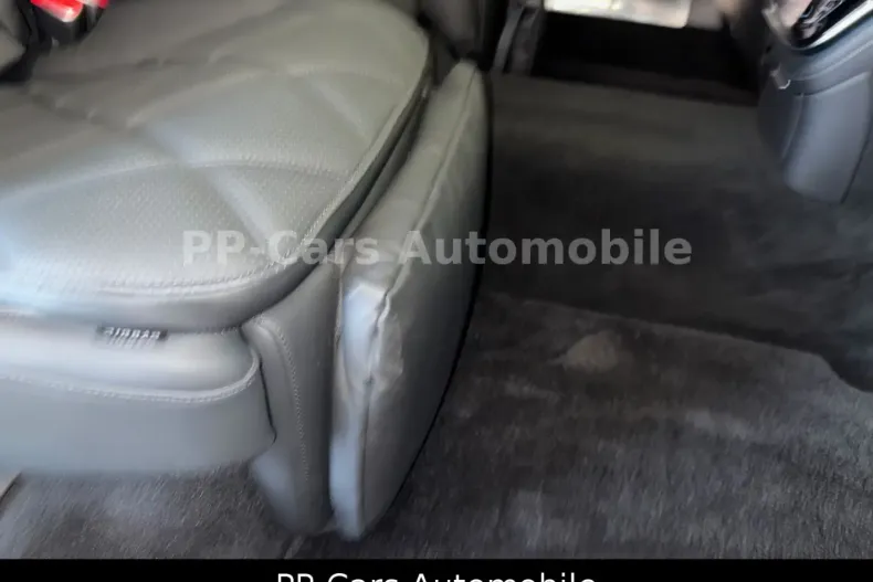 Mercedes-Benz S 580 din 2024 cu 9.989 km - oferta MER119334 - foto 32