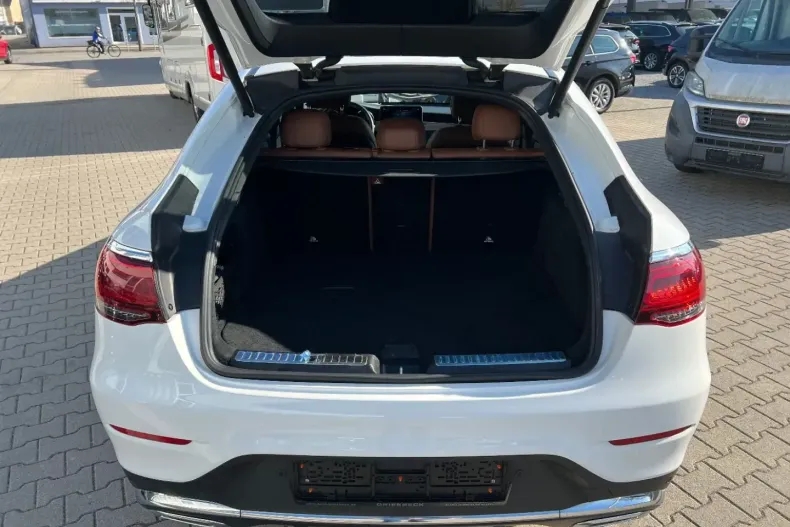 Mercedes-Benz GLC 220 din 2020 cu 73.207 km - oferta MER119336 - foto 7