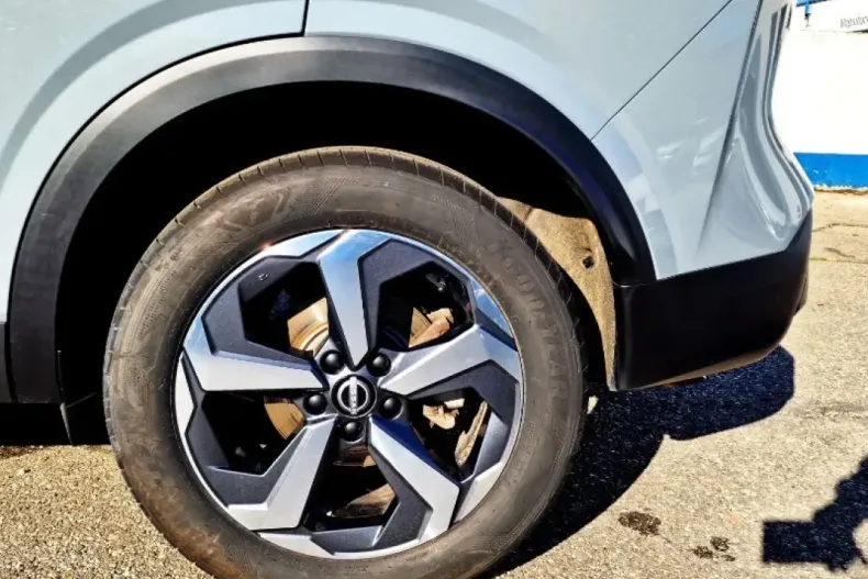 Nissan Qashqai din 2024 cu 9.018 km - oferta NIS119348 - foto 5