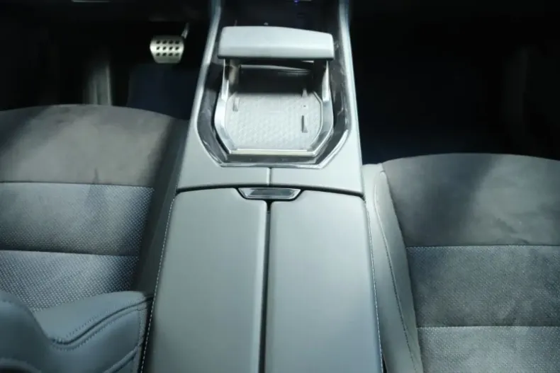 Renault Rafale din 2025 cu 1.385 km - oferta REN119351 - foto 18