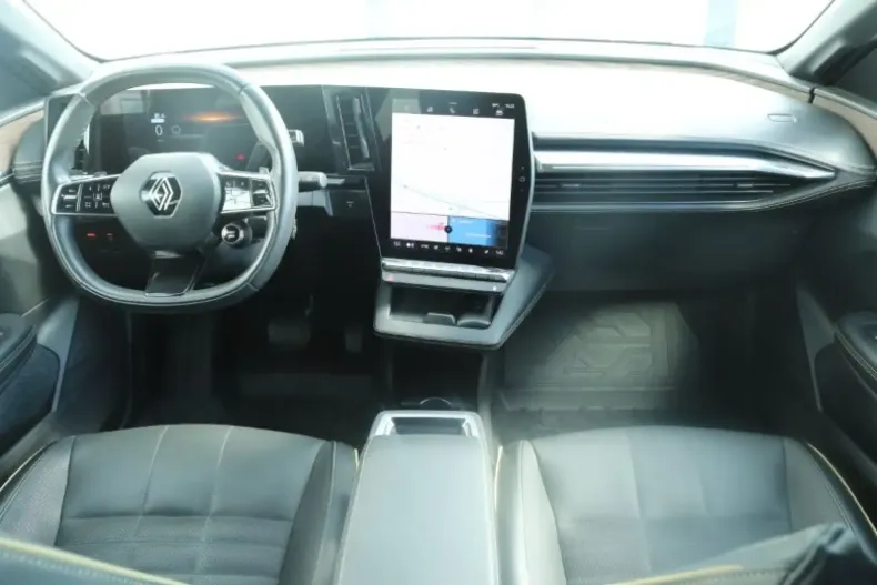 Renault Megane E-TECH din 2023 cu 14.132 km - oferta REN119352 - foto 6