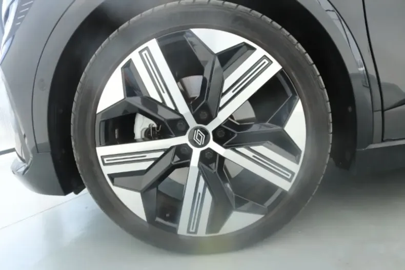 Renault Megane E-TECH din 2023 cu 14.132 km - oferta REN119352 - foto 7