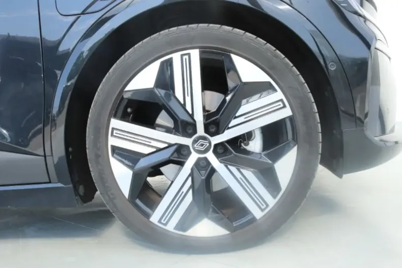 Renault Megane E-TECH din 2023 cu 14.132 km - oferta REN119352 - foto 8