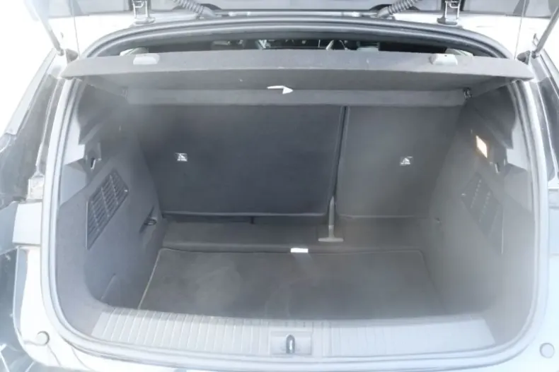 Renault Megane E-TECH din 2023 cu 14.132 km - oferta REN119352 - foto 11