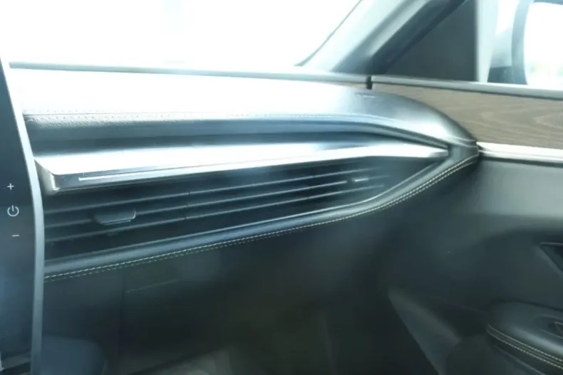 Renault Megane E-TECH din 2023 cu 14.132 km - oferta REN119352 - foto 25