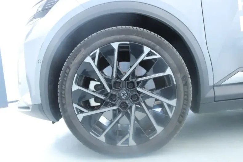 Renault Scenic din 2024 cu 7.094 km - oferta REN119353 - foto 5