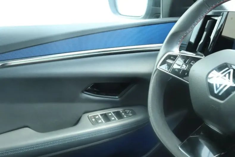 Renault Scenic din 2024 cu 7.094 km - oferta REN119353 - foto 23