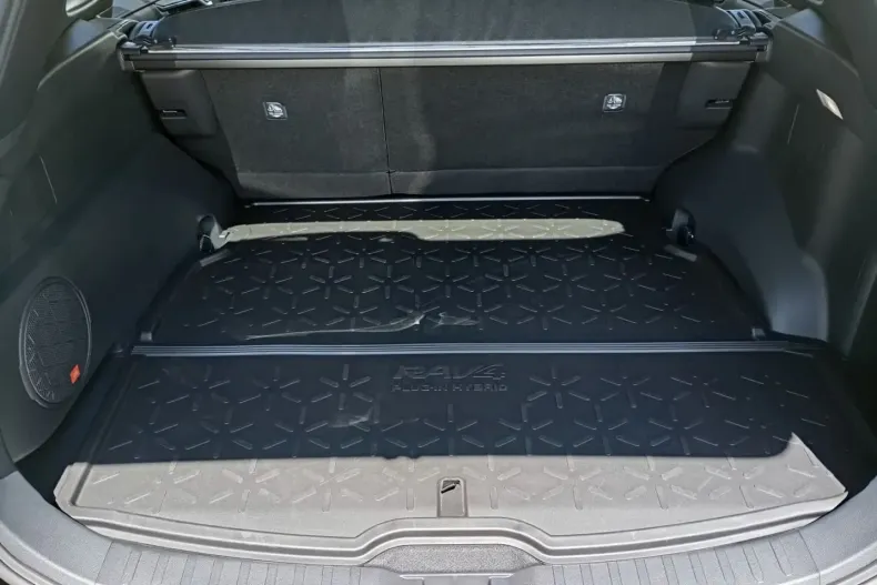 Toyota RAV4 din 2024 cu 9.010 km - oferta TOY119355 - foto 11