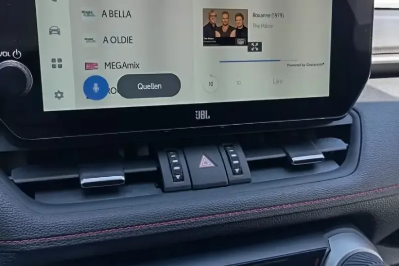 Toyota RAV4 din 2024 cu 9.010 km - oferta TOY119355 - foto 12