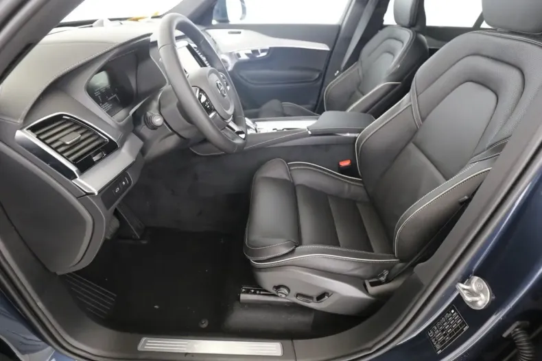 Volvo XC90 din 2024 cu 25.000 km - oferta VOL119357 - foto 3