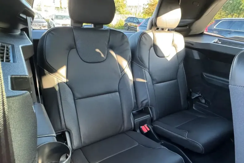 Volvo XC90 din 2024 cu 25.000 km - oferta VOL119357 - foto 8