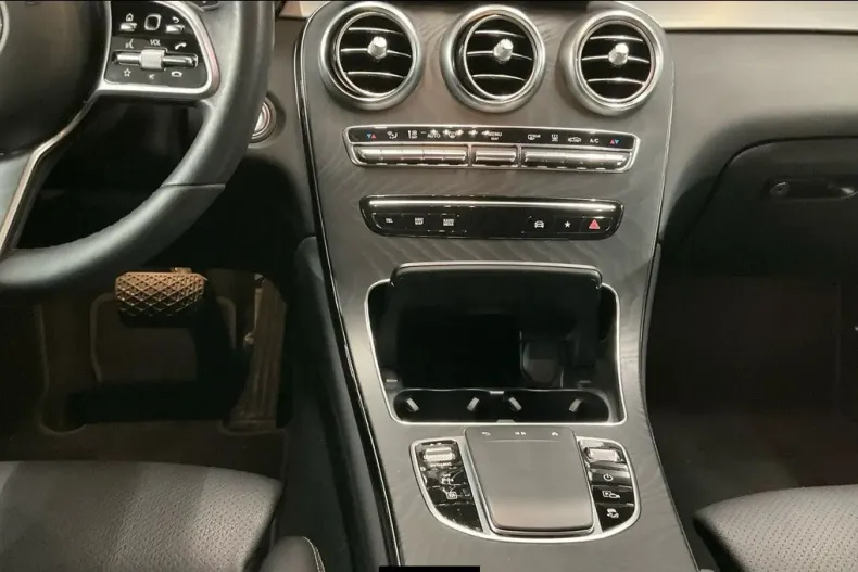 Mercedes-Benz GLC 300 din 2022 cu 96.411 km - oferta MER119366 - foto 7