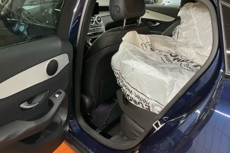 Mercedes-Benz GLC 300 din 2022 cu 96.411 km - oferta MER119366 - foto 9