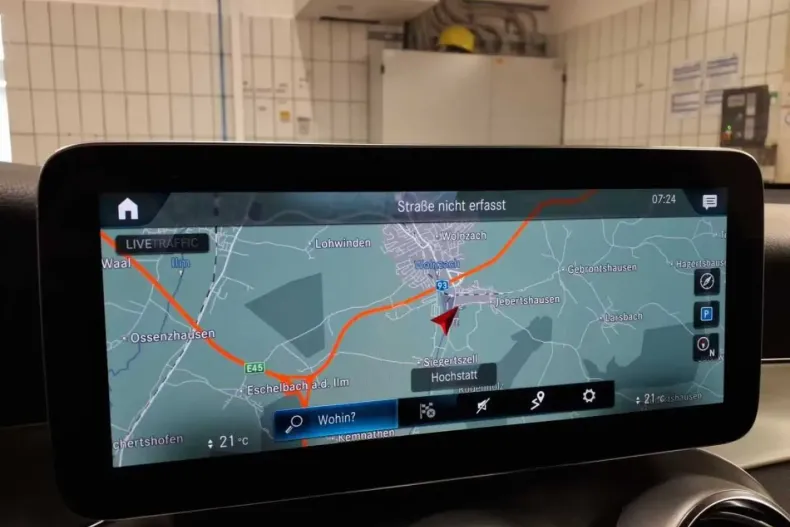 Mercedes-Benz GLC 300 din 2022 cu 99.988 km - oferta MER119368 - foto 13