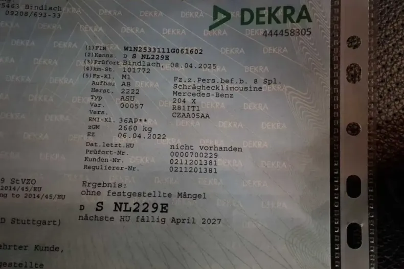 Mercedes-Benz GLC 300 din 2022 cu 99.988 km - oferta MER119368 - foto 19