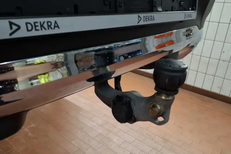 Mercedes-Benz GLC 300 din 2022 cu 99.988 km - oferta MER119368 - foto 22