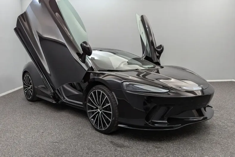 McLaren GT din 2023 cu 2.300 km - oferta MCL119369 - foto 4