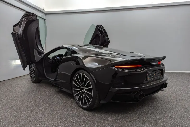 McLaren GT din 2023 cu 2.300 km - oferta MCL119369 - foto 12