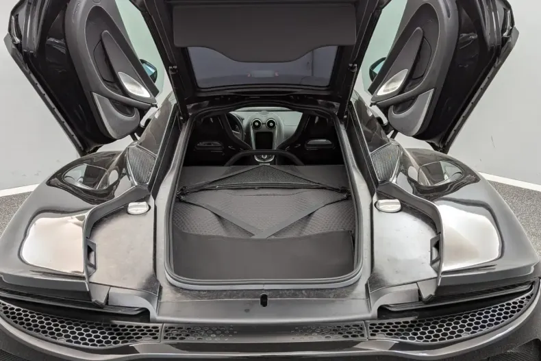 McLaren GT din 2023 cu 2.300 km - oferta MCL119369 - foto 25