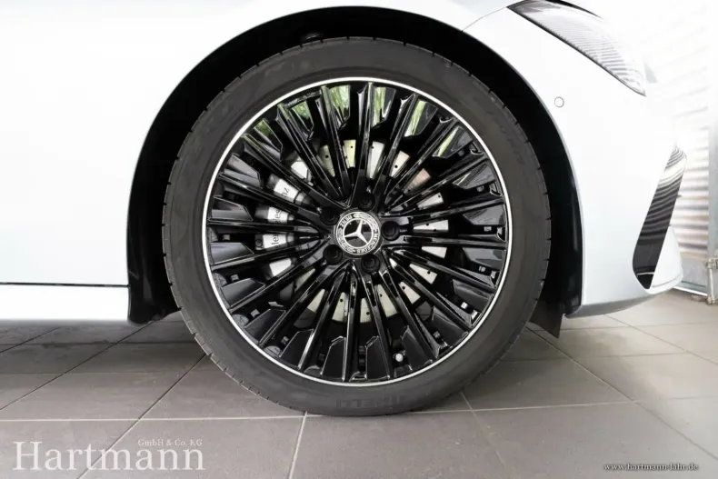 Mercedes-Benz CLE 200 din 2023 cu 4.200 km - oferta MER119370 - foto 6