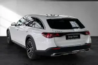 Mercedes-Benz E 300 din 2024 cu 12.590 km - oferta MER119375 - foto 3