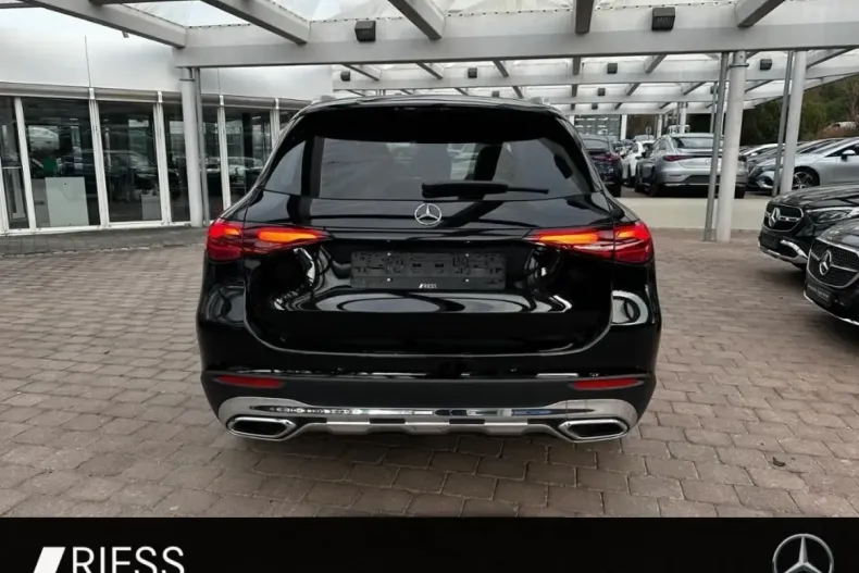 Mercedes-Benz GLC 200 din 2024 cu 11.559 km - oferta MER119389 - foto 6