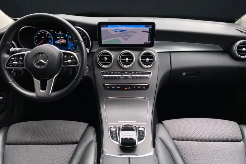 Mercedes-Benz C 180 din 2020 cu 63.950 km - oferta MER119391 - foto 9