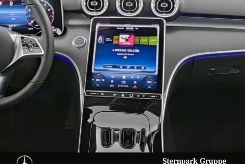 Mercedes-Benz C 200 din 2024 cu 3.048 km - oferta MER119393 - foto 4