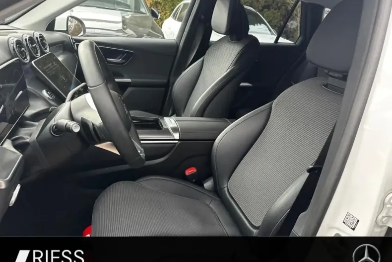 Mercedes-Benz GLC 200 din 2024 cu 9.283 km - oferta MER119400 - foto 11