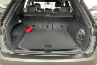 Volkswagen Touareg din 2024 cu 46.900 km - oferta VOL119403 - foto 14