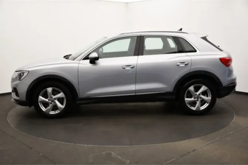 Audi Q3 din 2020 cu 26.760 km - oferta AUD119414 - foto 3