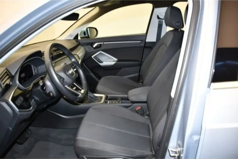 Audi Q3 din 2020 cu 26.760 km - oferta AUD119414 - foto 8